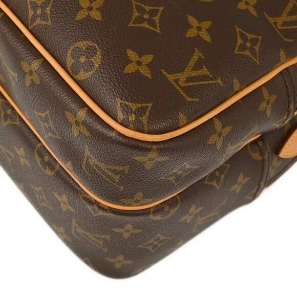 Louis Vuitton Monogram Reporter GM Shoulder Bag - Picture 4 of 12